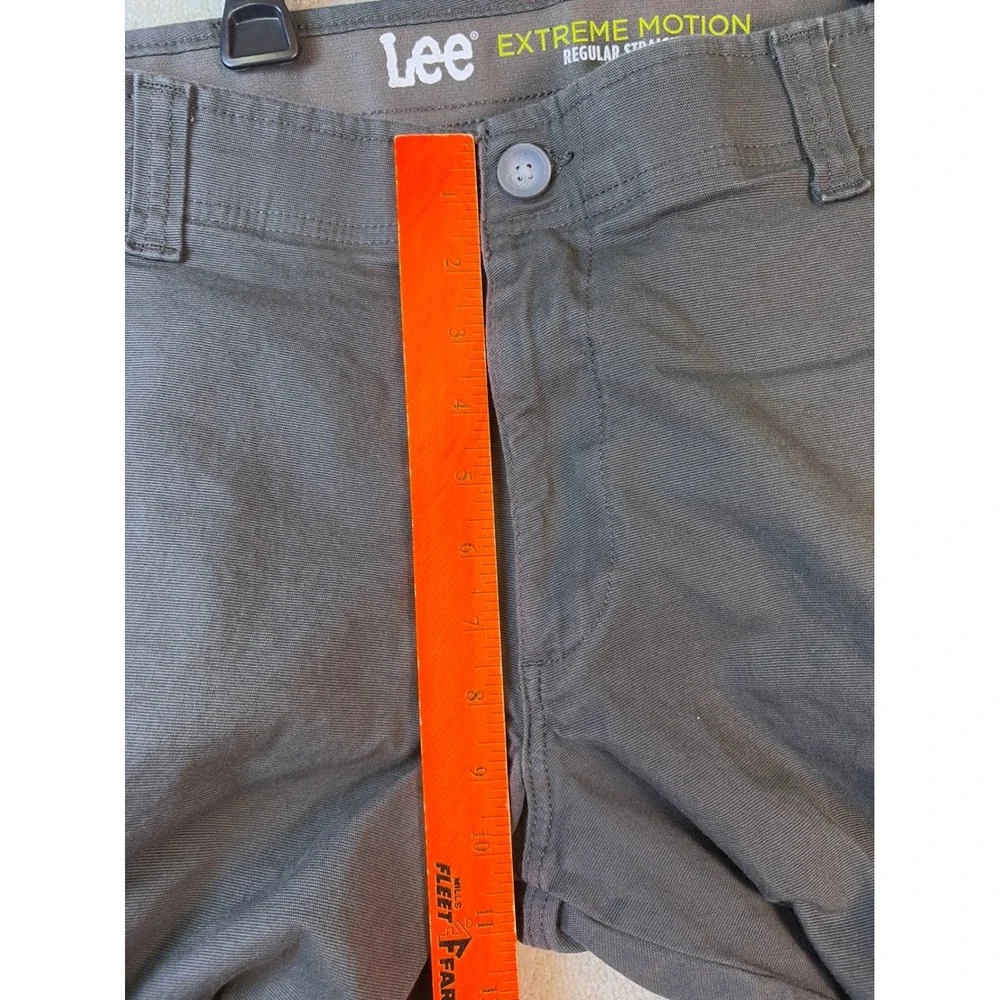 Lee Extreme Motion Cargo Pants Mens 36x29 Gray Regular Straight Fit Stretch